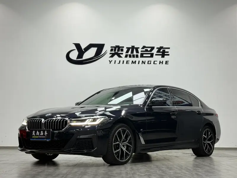 BMW 5-Series, 2021