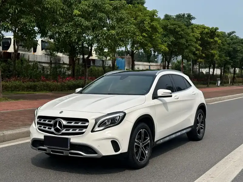 Mercedes-Benz GLA, 2018