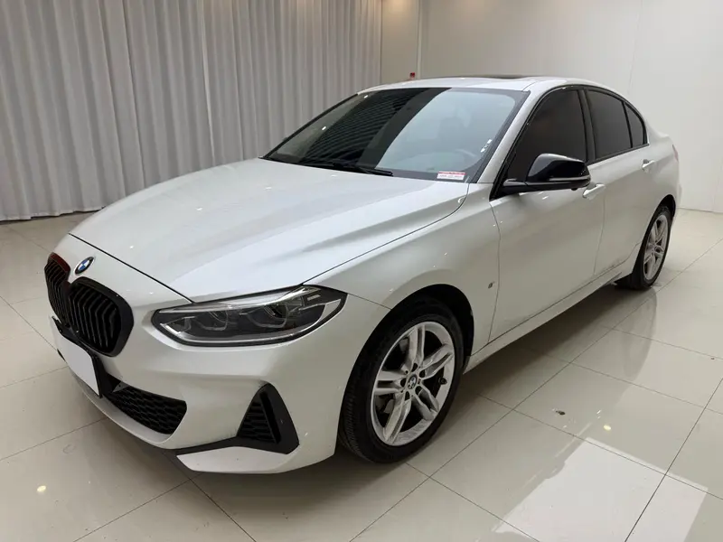 BMW 1-Series, 2021