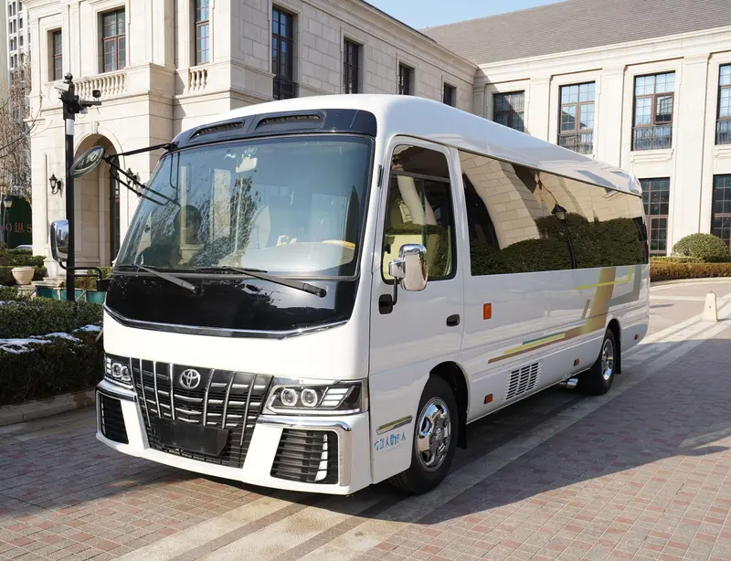 Toyota Coaster 4.0L Luxury GRB53L-ZCMEK 20 Seater, 2020 — фото 1