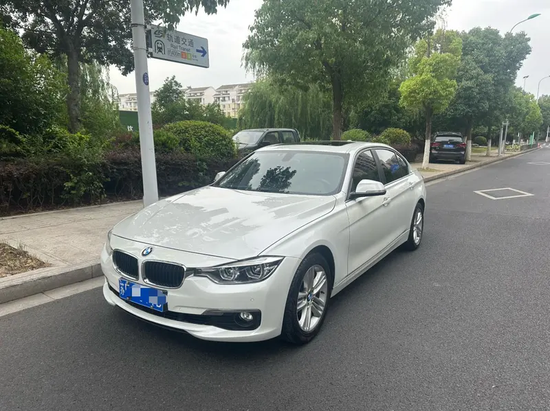 BMW 3-Series, 2016
