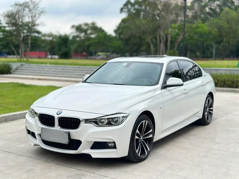 BMW 3-Series, 2019