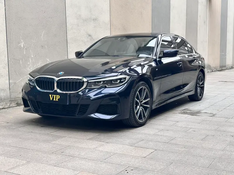 BMW 3-Series, 2022