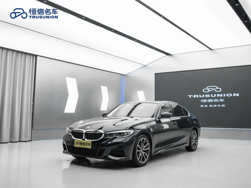 BMW 3-Series, 2022