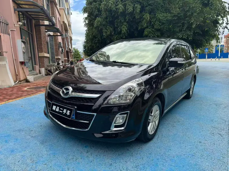 Mazda 8, 2011