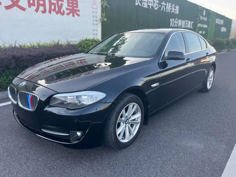 BMW 5-Series, 2011