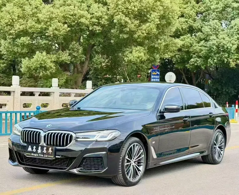 BMW 5-Series, 2023