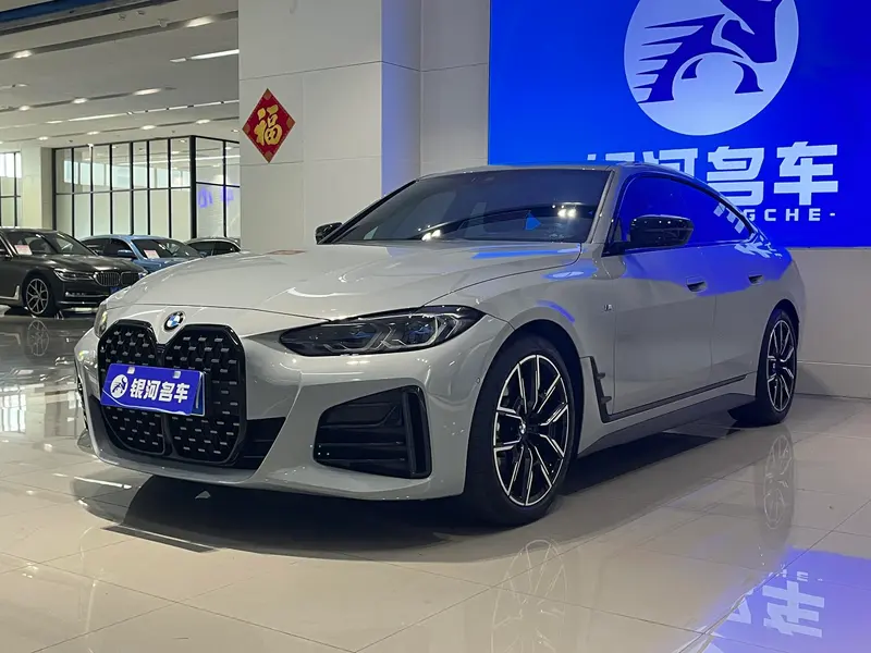 BMW 4-Series, 2022