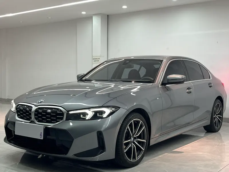 BMW 3-Series, 2023