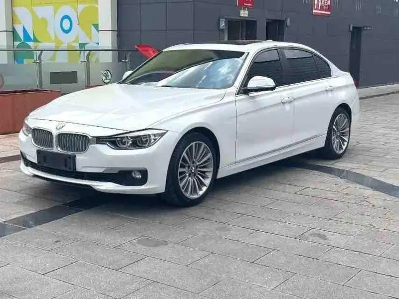BMW 3-Series, 2019