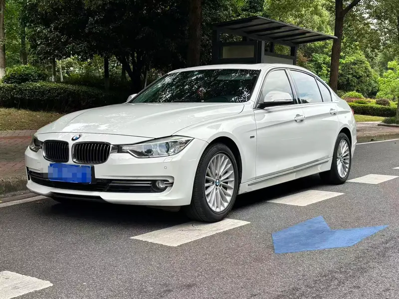 BMW 3-Series, 2015