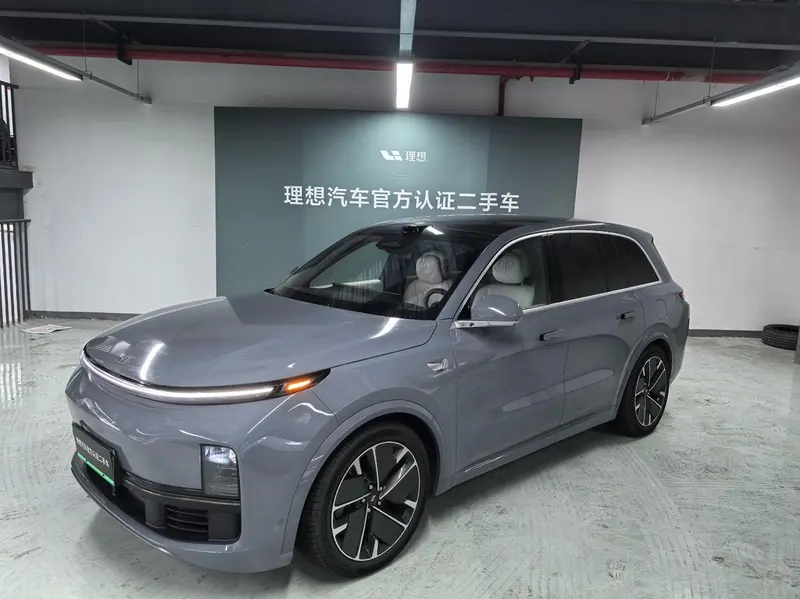 Li Auto L8, 2025