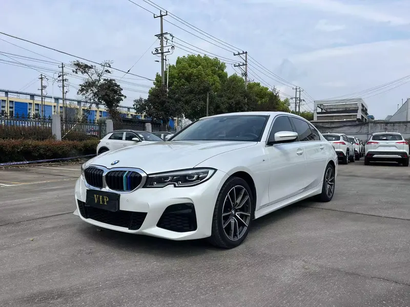 BMW 3-Series, 2021
