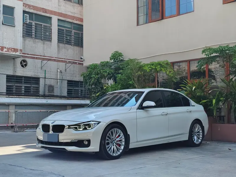 BMW 3-Series, 2016