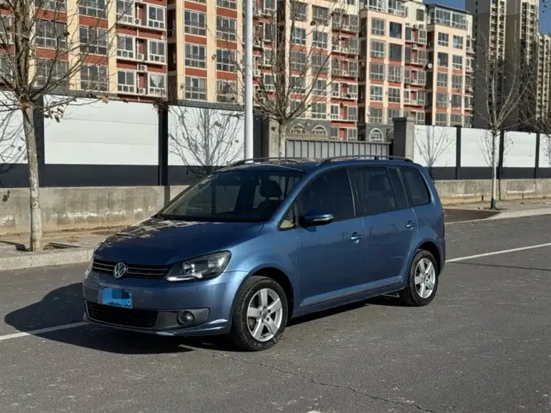 Volkswagen Touran, 2015