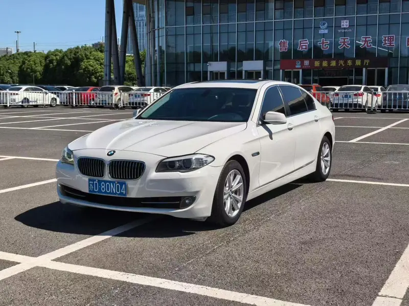 BMW 5-Series, 2011