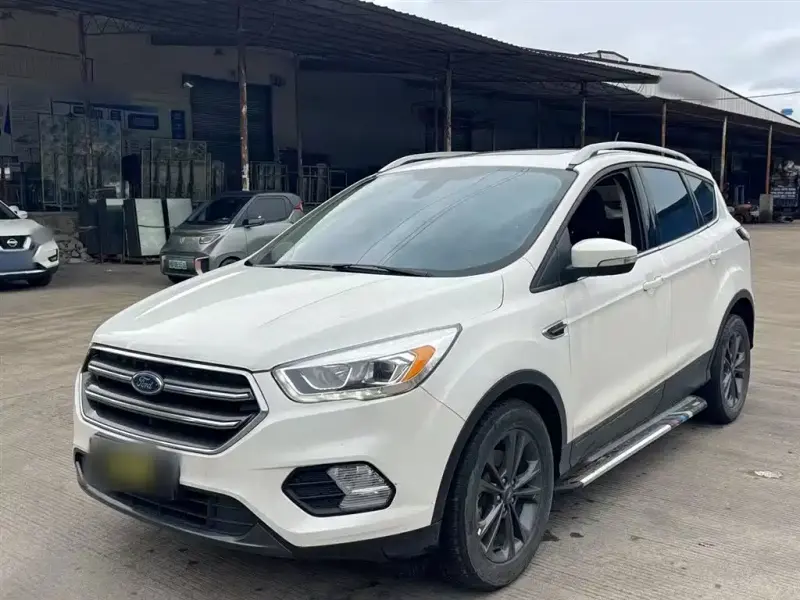 Ford Kuga, 2020