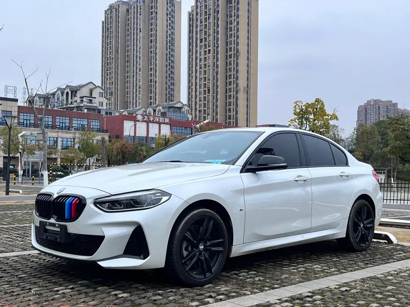 BMW 1-Series, 2021