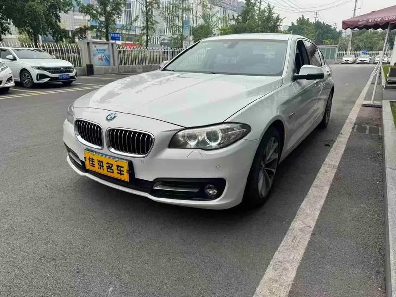 BMW 5-Series, 2017