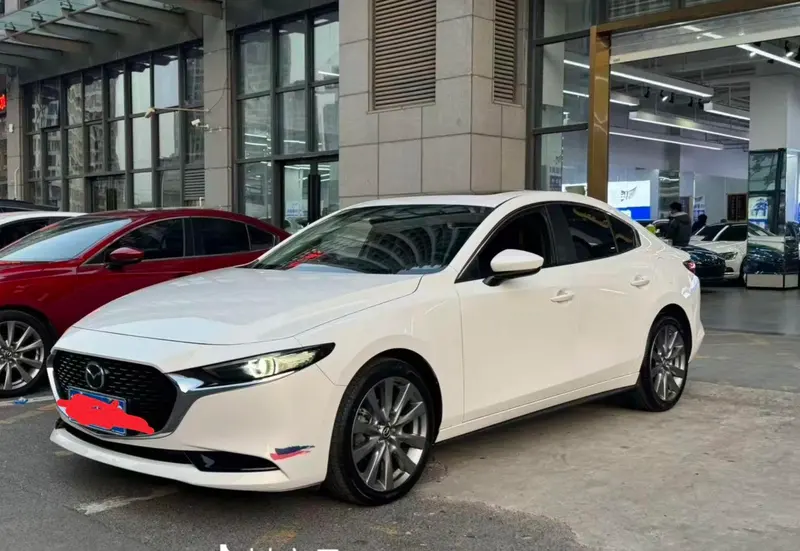 Mazda 3 Axela, 2023