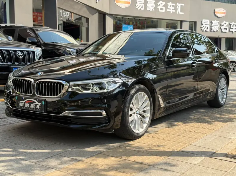 BMW 5-Series, 2020