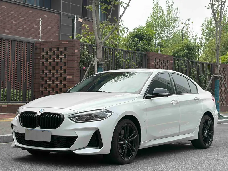 BMW 1-Series, 2023
