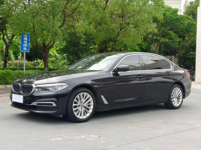 BMW 5-Series, 2020