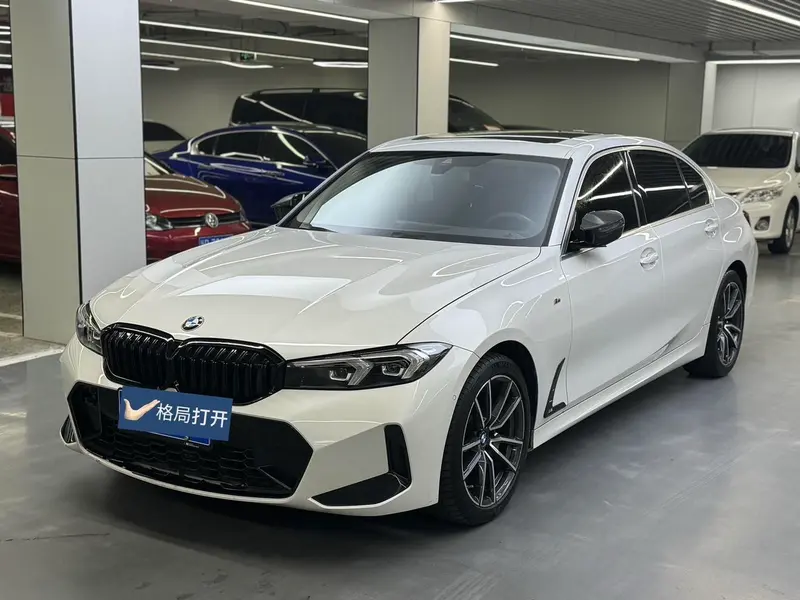 BMW 3-Series, 2023