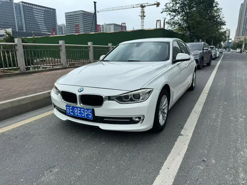 BMW 3-Series, 2015