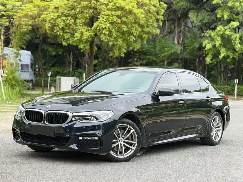 BMW 5-Series, 2018