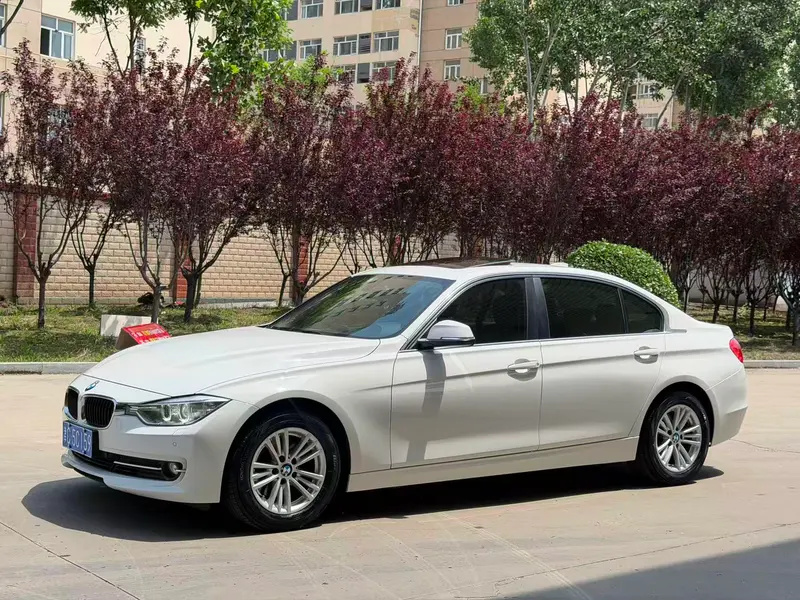 BMW 3-Series, 2015