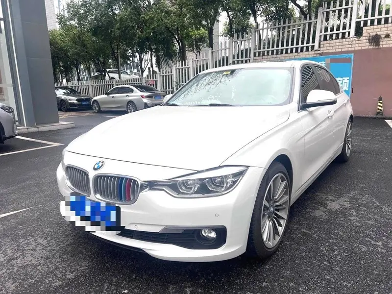 BMW 3-Series, 2019