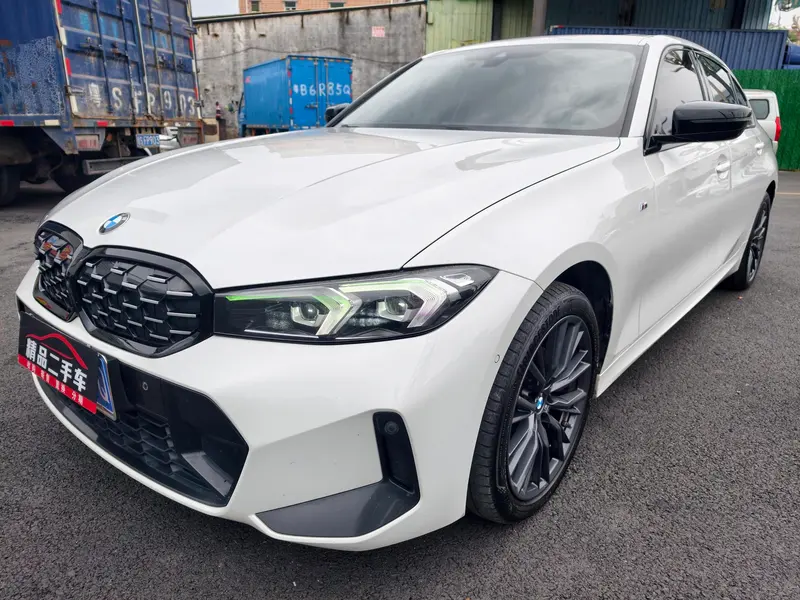 BMW 3-Series, 2023