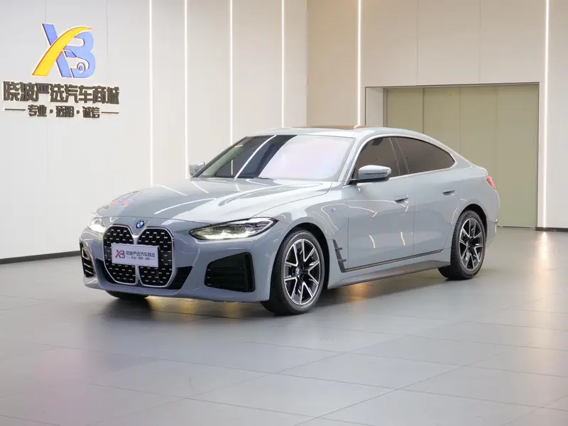 BMW 4-Series, 2022