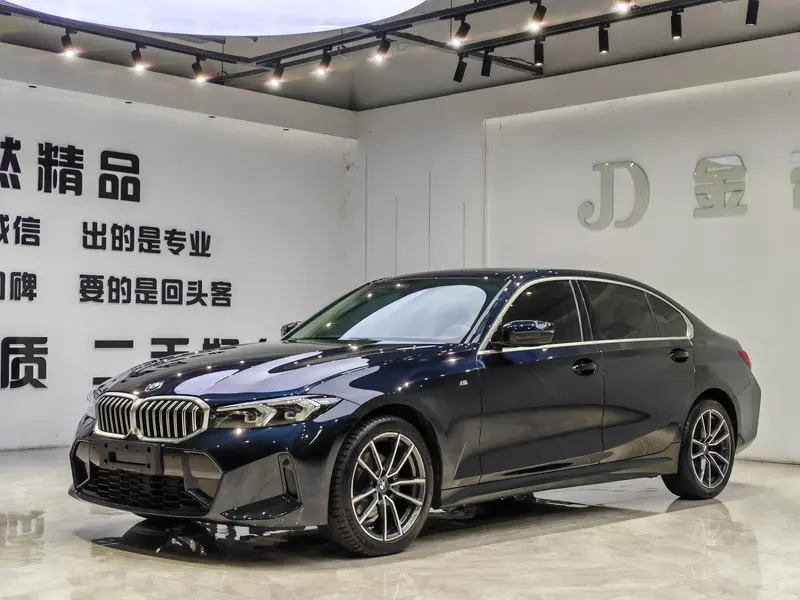 BMW 3-Series, 2023