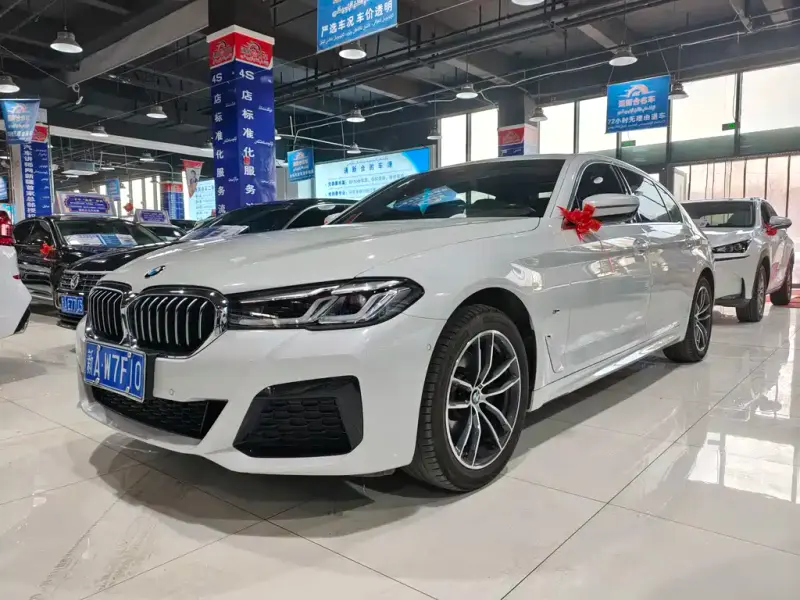 BMW 5 Series, 2023
