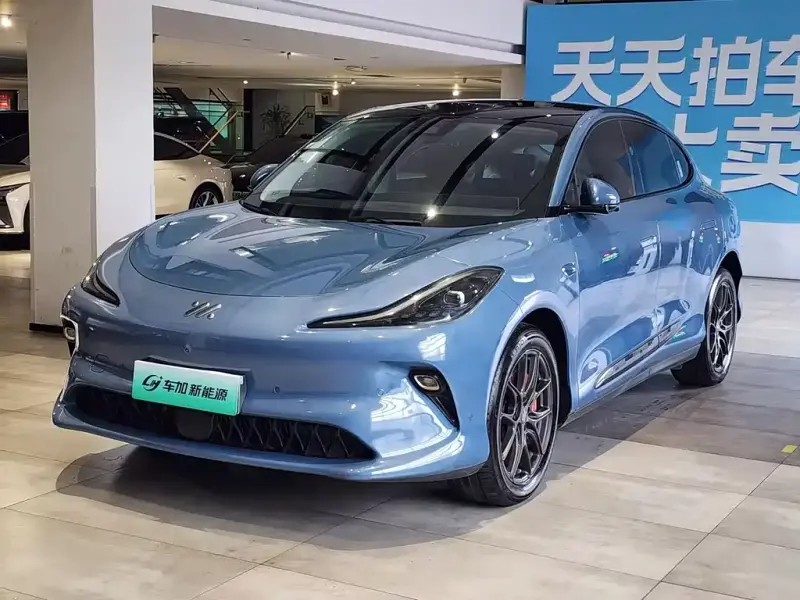 IM LS6, 2025