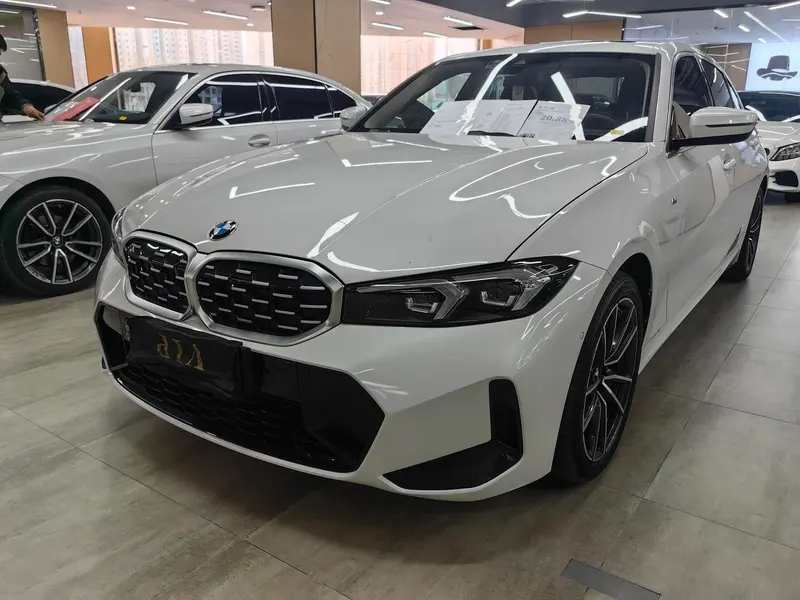 BMW 3-Series, 2023