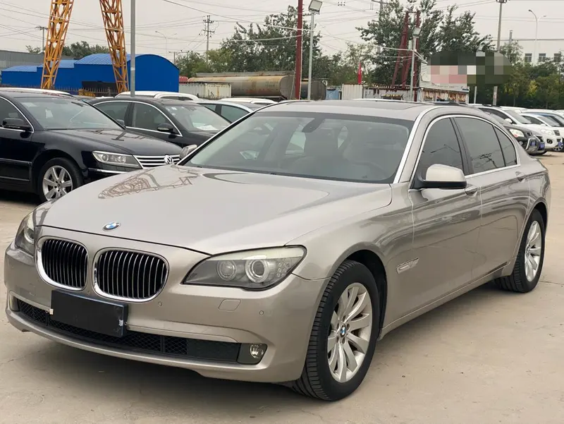 BMW 7-Series, 2011