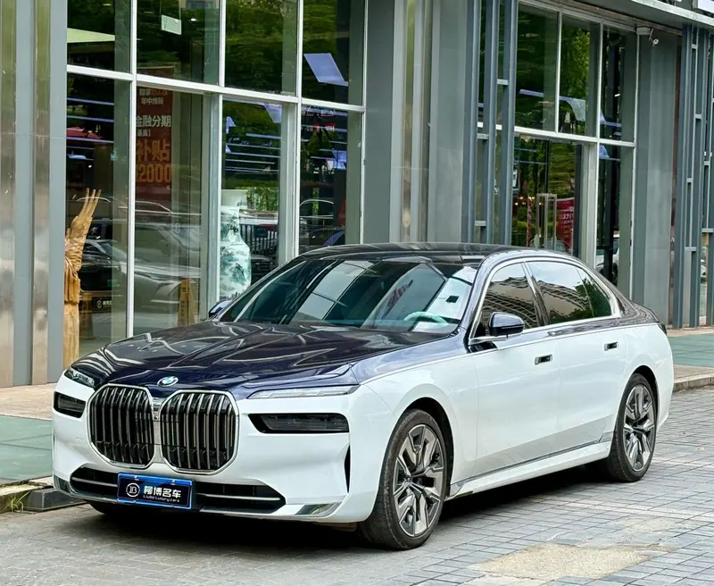 BMW 7-Series 740Li Prestige Version Luxury, 2023 — фото 1