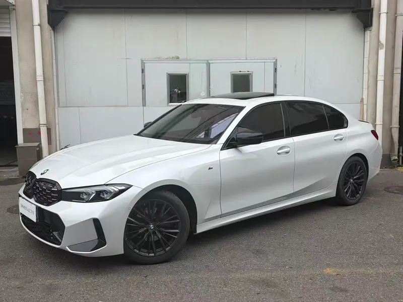 BMW 3-Series, 2023