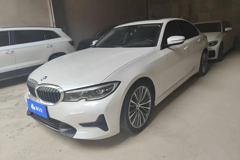 BMW 3-Series, 2021