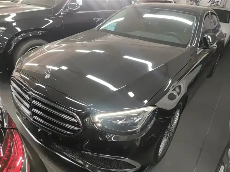 Mercedes-Benz E-Class, 2022