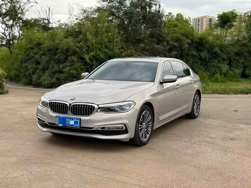 BMW 5-Series, 2018