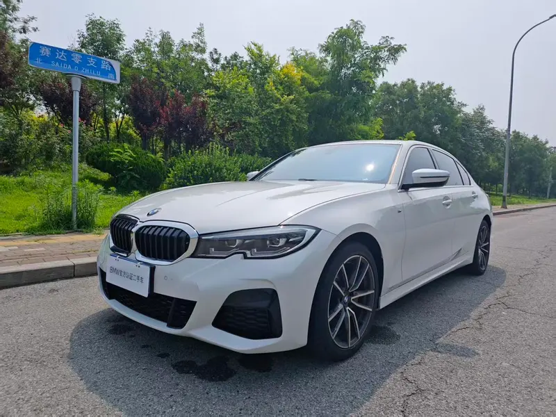 BMW 3-Series, 2021