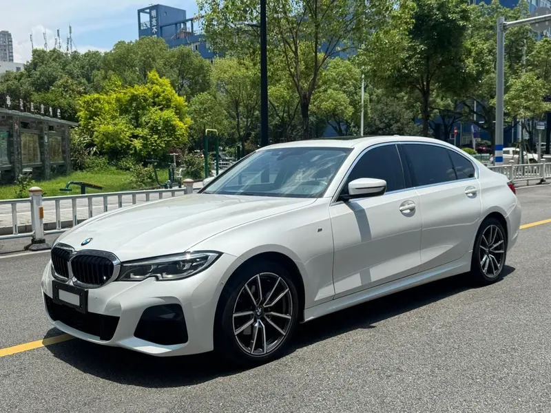 BMW 3-Series, 2020