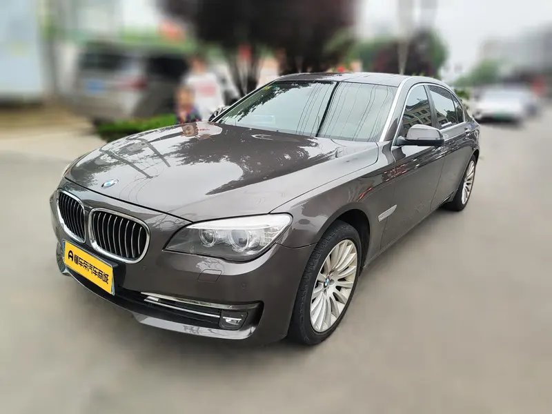 BMW 7-Series, 2013