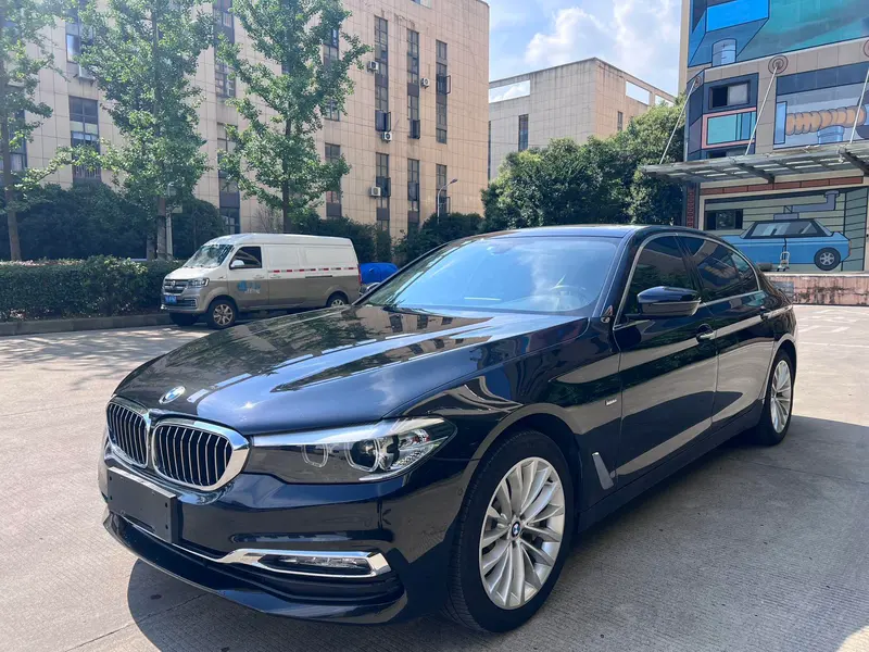 BMW 5-Series, 2018