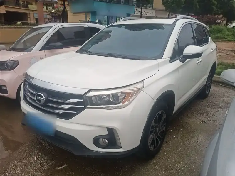 GAC Motor Trumpchi GS4, 2015