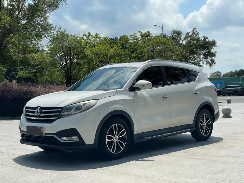 Dongfeng Fengguang Fengon 580, 2017